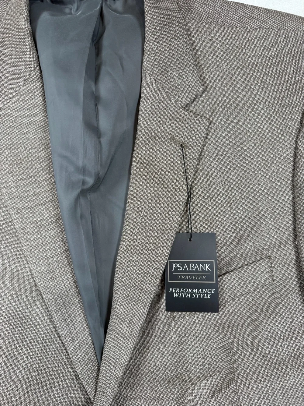 NWT $600 Jos. A. Bank Traveler 44R Men's Taupe Sport Coat Blazer
